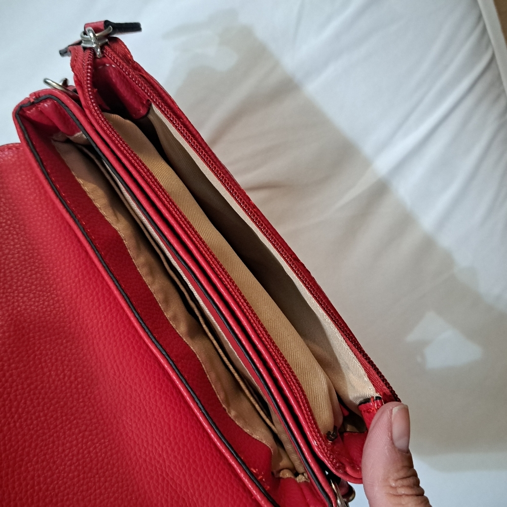 Dana Buchman NWOT crossbody - Picture 2 of 9
